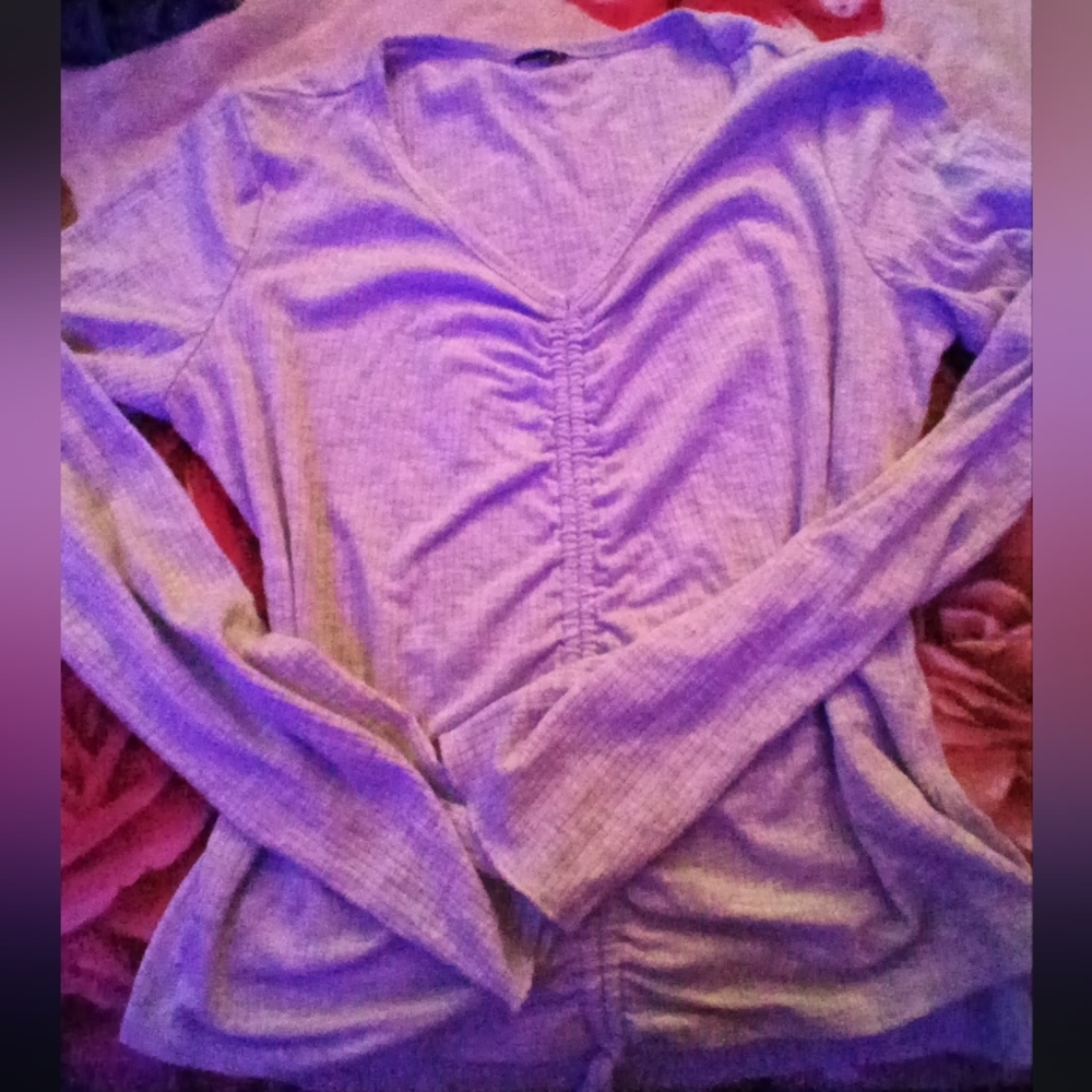 Gray shirt long sleeve